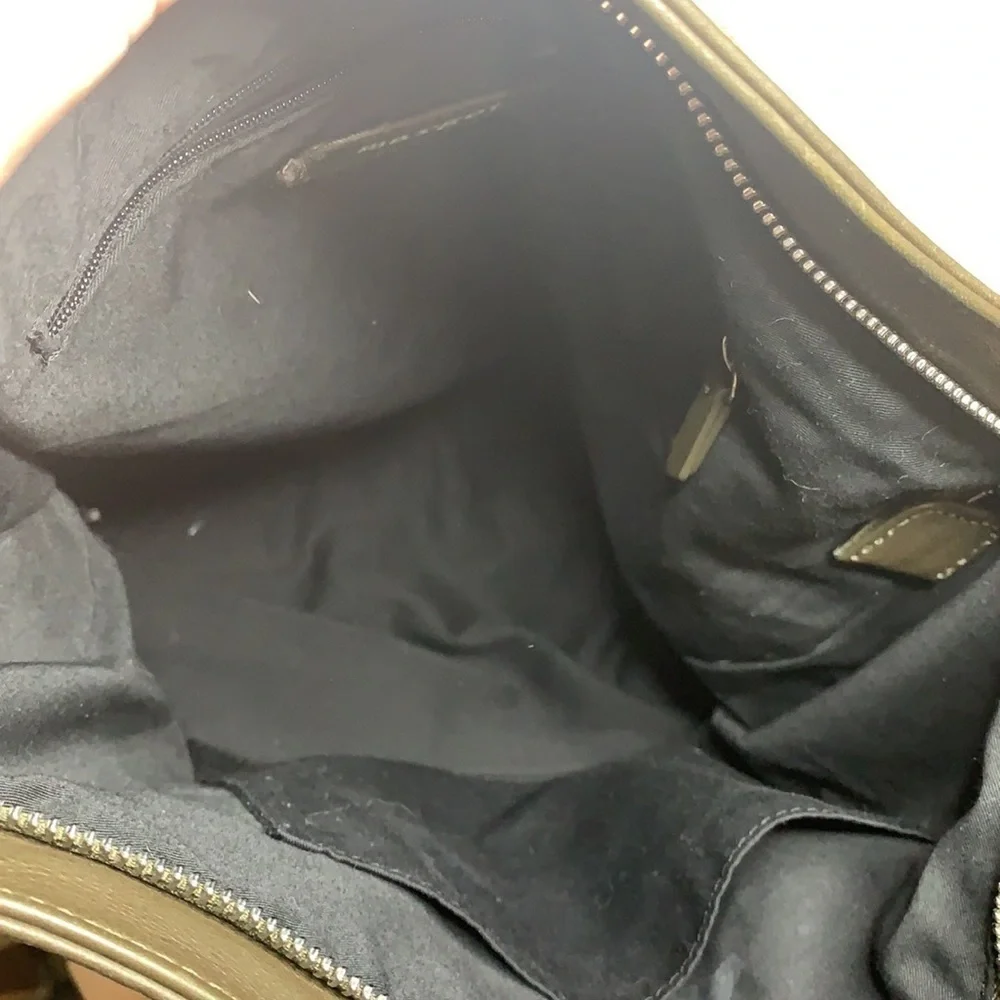 Margot Hobo in Forrest green with silver tone